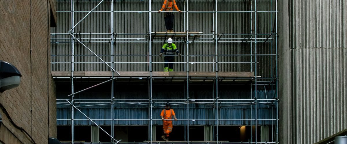 Vijf aandachtspunten bij het huren van een bouwafval container